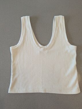 Abercrombie & Fitch Cream Ribbed Scoop Neck Cropped Tank